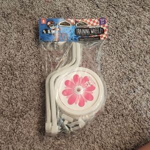 Bike Training Wheels NWT